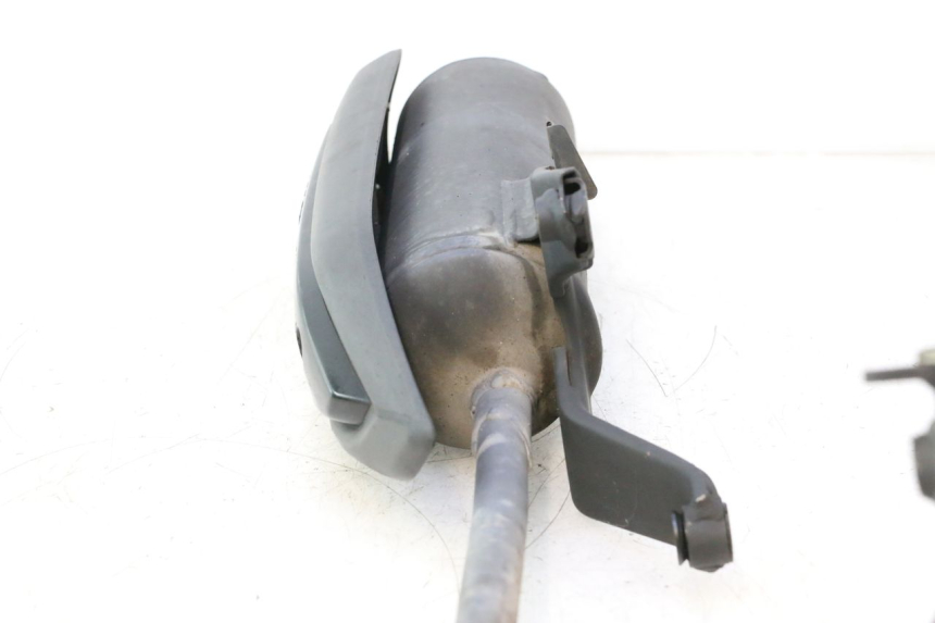 photo de UITLAATDEMPER PEUGEOT KISBEE 4T 50 (2010 - 2017) - Kenmerkende details