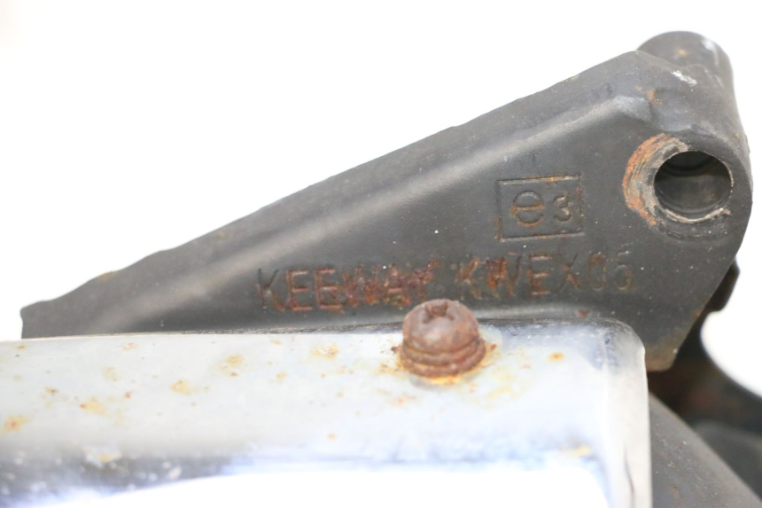 photo de UITLAATPIJP KEEWAY MATRIX RX9 125 (2006 - 2007) - Detail van het onderdeel