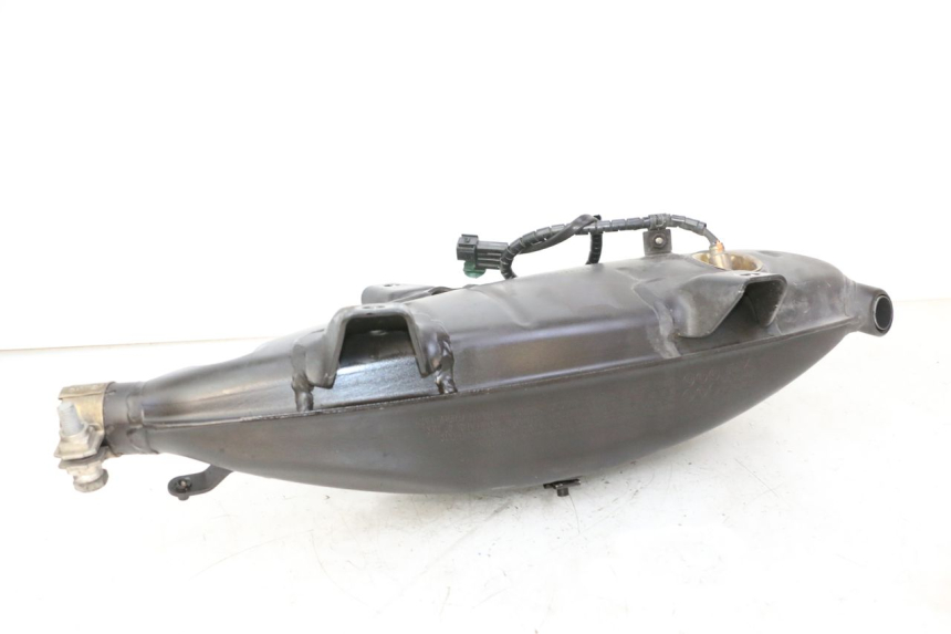 photo de UITLAATDEMPER PIAGGIO MP3 HPE 310 (2024 - 2025) - Zoom op gebruiksstaat