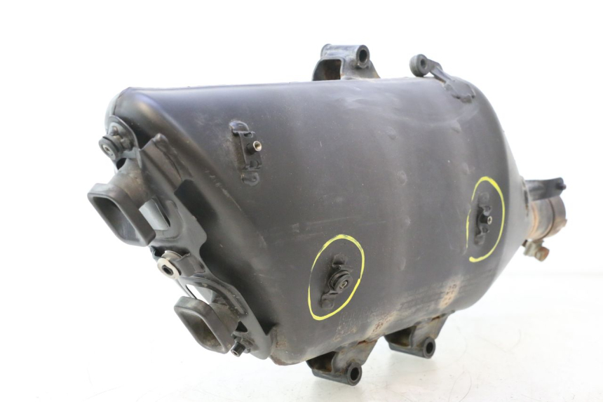 photo de UITLAATPIJP PIAGGIO MP3 HPE 530 (2022 - 2026) - Detailaanzicht