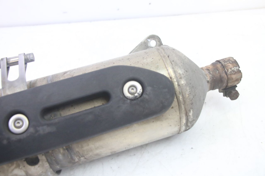 photo de UITLAATDEMPER PIAGGIO MP3 500 (2016 - 2018) - Zoom op gebruiksstaat