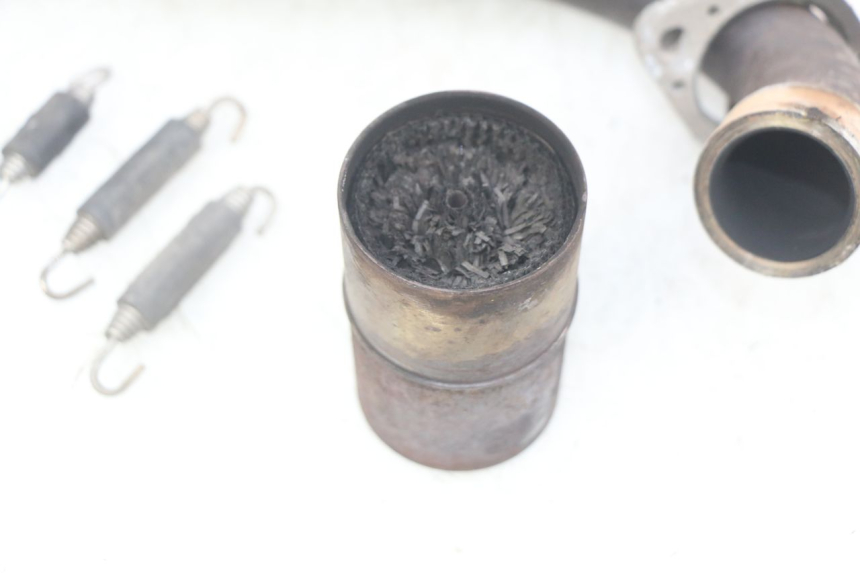 photo de UITLAATDEMPER YAMAHA MT ABS 125 (2014 - 2018) - Zoom op gebruiksstaat