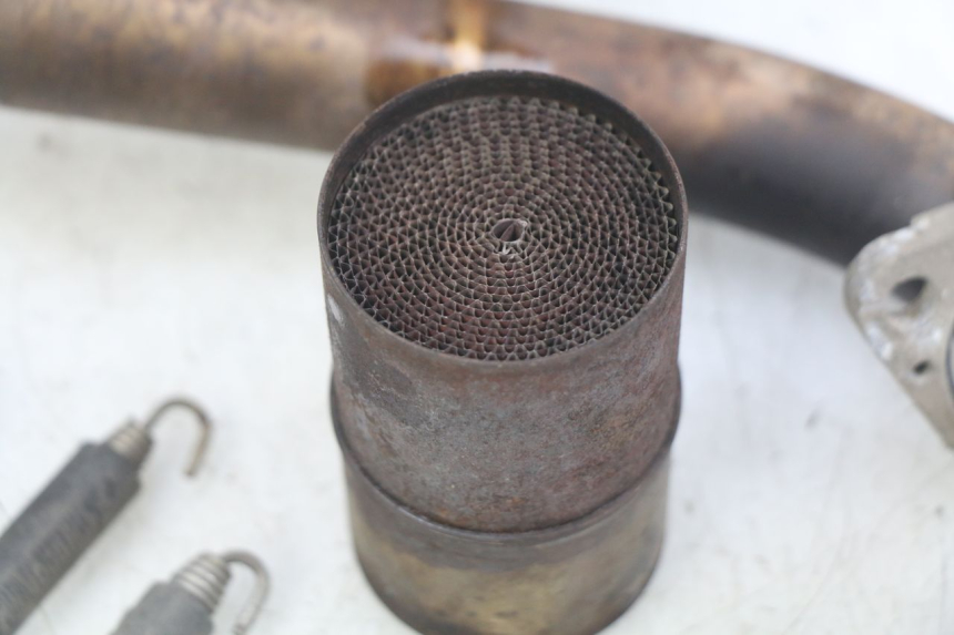 photo de UITLAATDEMPER YAMAHA MT ABS 125 (2014 - 2018) - Technische close-up