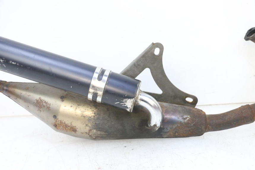 photo de UITLAATDEMPER PIAGGIO NEW TYPHOON 50 (2018 - 2021) - Bevestigingspunten