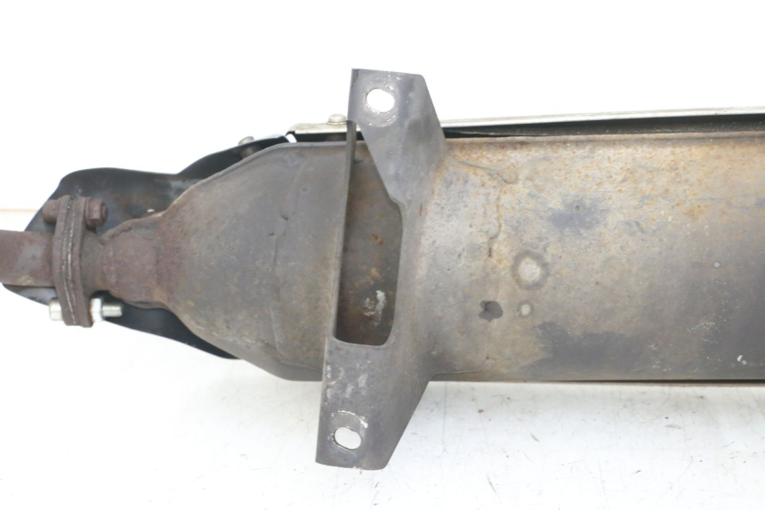 photo de UITLAATDEMPER PEUGEOT ELYSTAR 125 (2002 - 2007) - Bevestigingspunten