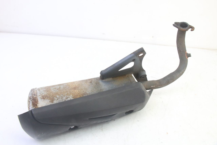 photo de UITLAATDEMPER TNT MOTOR ROMA 10' 2T 50 (2011 - 2018) - Bevestigingspunten