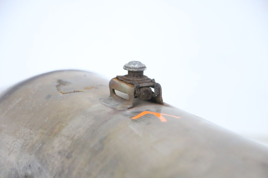 photo de UITLAATDEMPER PEUGEOT SATELIS 125 (2013 - 2018) - Zoom op componenten