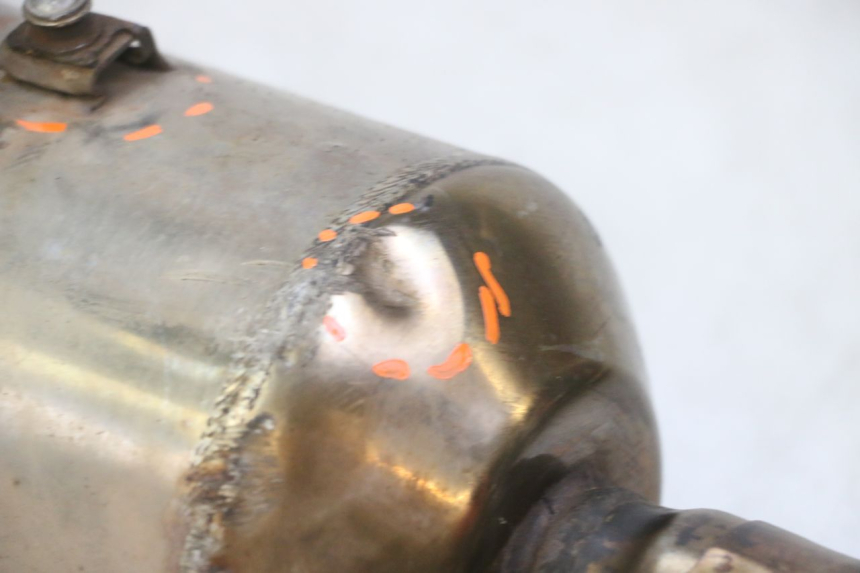 photo de UITLAATDEMPER PEUGEOT SATELIS 125 (2013 - 2018) - Focus op structuur