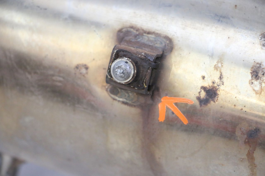 photo de UITLAATDEMPER PEUGEOT SATELIS 125 (2013 - 2018) - Zoom op kwaliteit