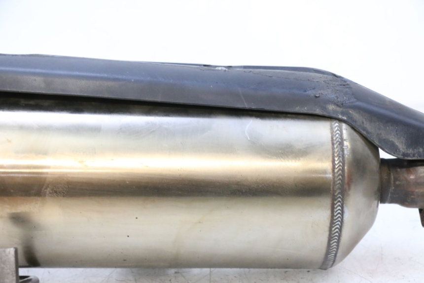 photo de UITLAATDEMPER PEUGEOT SATELIS 125 (2013 - 2018) - Zoom op gebruiksstaat