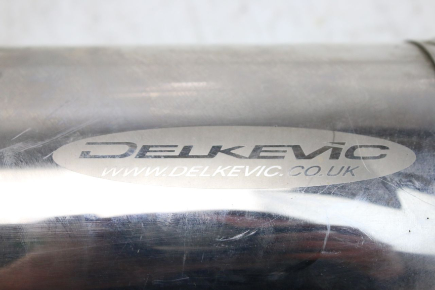 photo de UITLAATDEMPER TRIUMPH SPRINT ST 955 (1999 - 2001) - Zoom op gebruiksstaat