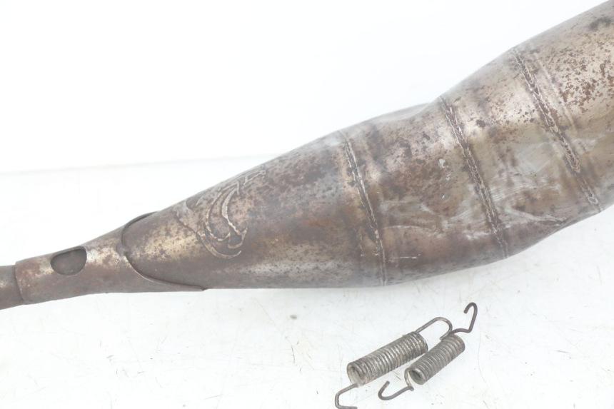 photo de UITLAATDEMPER PEUGEOT XP6 50 (2006 - 2011) - Zoom op kwaliteit