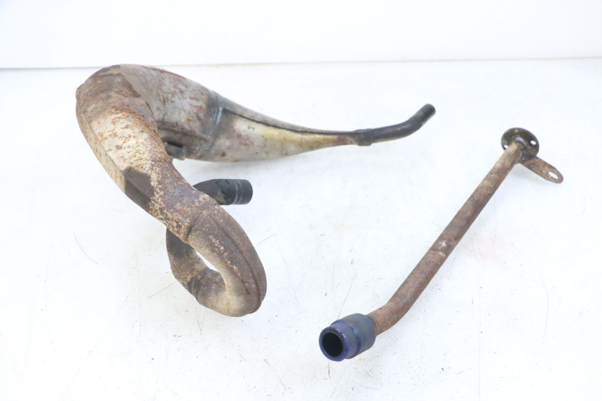 photo de UITLAATDEMPER PEUGEOT XP6 50 (1997 - 2003) - Focus op structuur