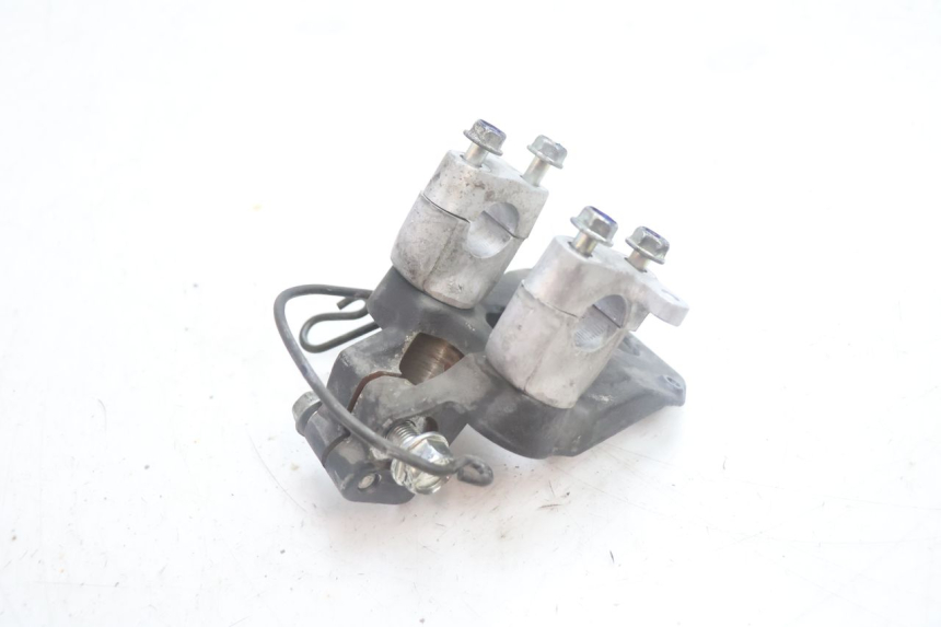 photo de STUURSTAM HONDA FJS SILVER WING SILVERWING 400 (2005 - 2008) - Detail van het onderdeel
