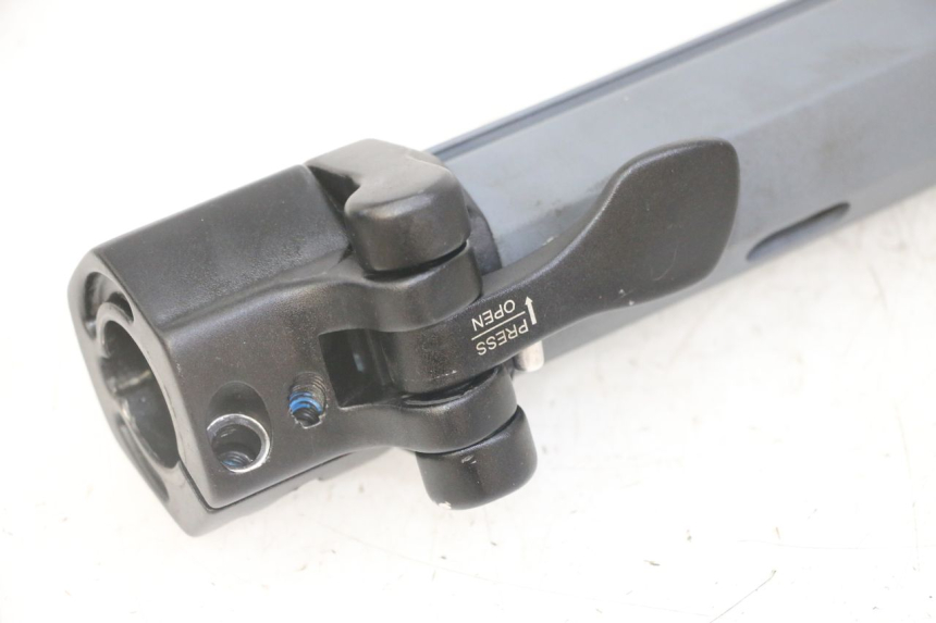 photo de STUURSTAM PUNK ELECTRIC RIDER 1 - Overzicht