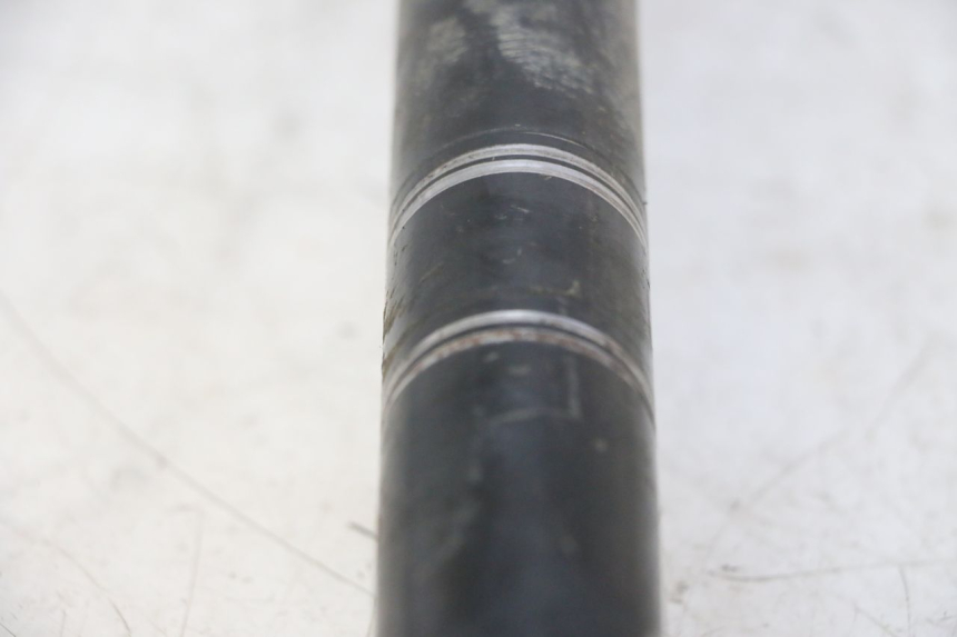 photo de STUURSTAM YAMAHA YFM GRIZZLY 550 (2008 - 2015) - Detail van het onderdeel