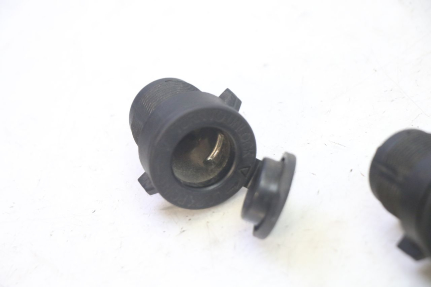 photo de SIGARETTENZIGARETTEN AANSTEKERDOOSJE QUADRO 4 4D 350 (2015 - 2018) - Andere kijkhoek