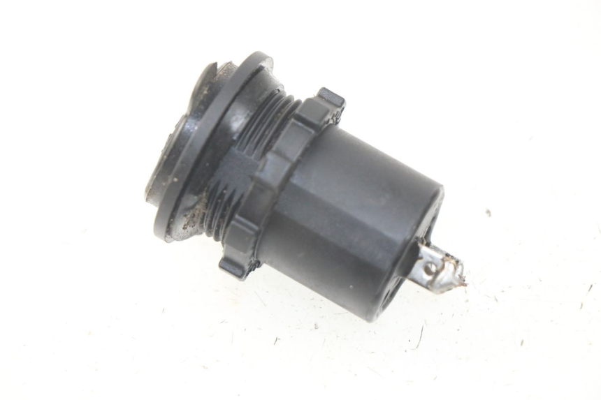 photo de SIGARETTENZIGARETTEN AANSTEKERDOOSJE KYMCO AGILITY CITY 4T 50 (2008 - 2016) - Zoom op gebruiksstaat