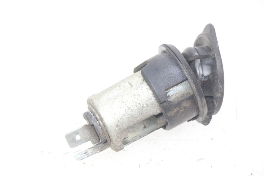 photo de AANSTEKERAANSLUITING APRILIA ATLANTIC 125 (2003 - 2009) - Zoom op gebruiksstaat