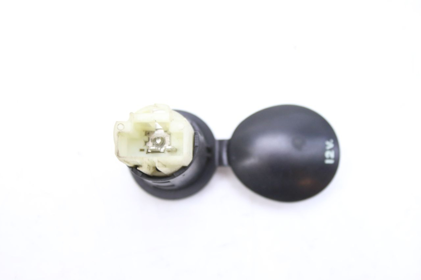 photo de SIGARETTENZIGARETTEN AANSTEKER STOPCONTACT PEUGEOT CITYSTAR 125 (2011 - 2017) - Andere kijkhoek