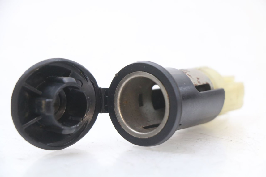 photo de SIGARETTENZIGARETTEN AANSTEKERDOOSJE PEUGEOT CITYSTAR 50 (2013 - 2017) - Detail van het onderdeel