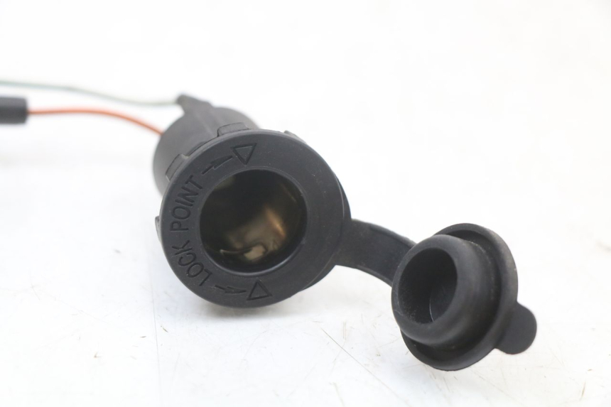 photo de AANSTEKERAANSLUITING KYMCO DINK STREET ABS 125 (2011 - 2018) - Andere kijkhoek