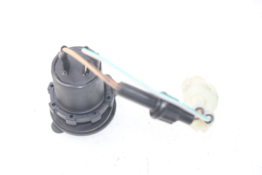 photo de AANSTEKERAANSLUITING KYMCO DINK STREET 125 (2009 - 2014) - Zoom op gebruiksstaat