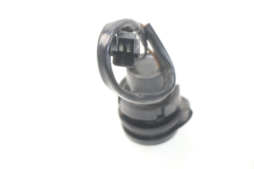 photo de SIGARETTENZIGARETTEN AANSTEKERDOOSJE YAMAHA FJR ABS 1300 (2006 - 2012) - Zoom op gebruiksstaat