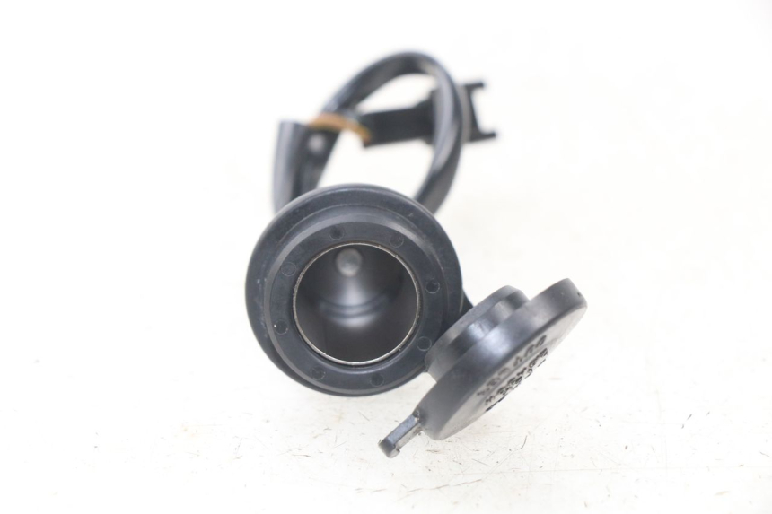 photo de SIGARETTENZIGARETTEN AANSTEKERDOOSJE YAMAHA FJR ABS 1300 (2006 - 2012) - Hoofdaanzicht