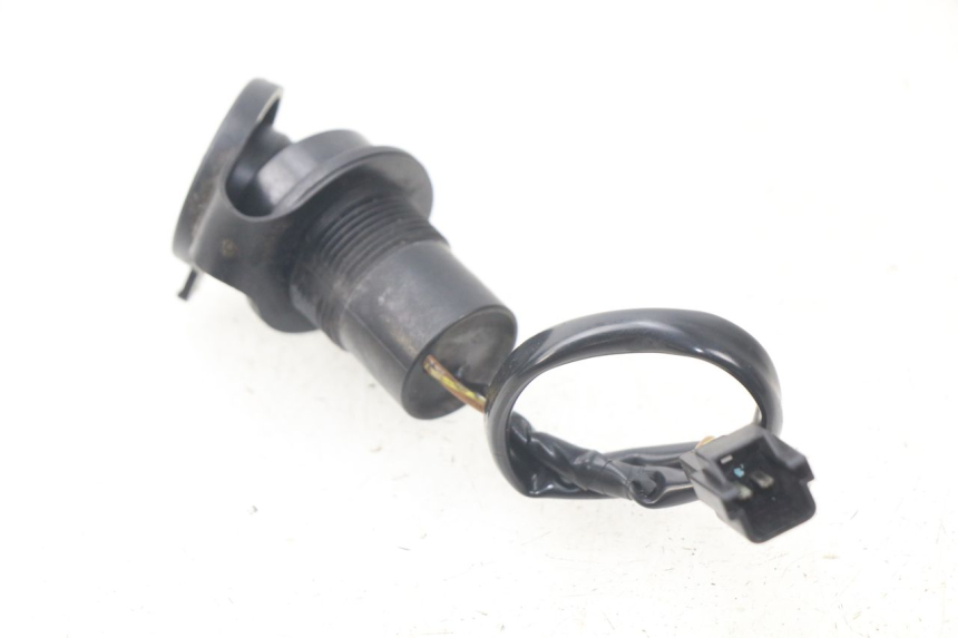 photo de SIGARETTENZIGARETTEN AANSTEKERDOOSJE YAMAHA FJR ABS 1300 (2006 - 2012) - Zoom op gebruiksstaat