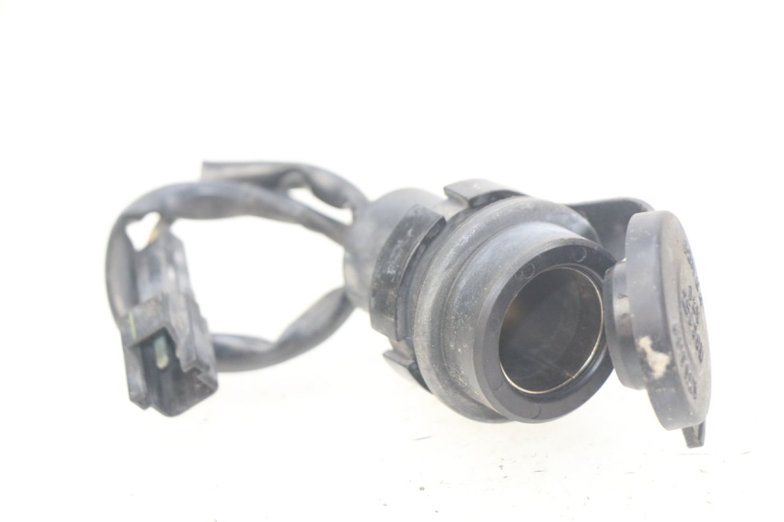 photo de SIGARETTENZIGARETTEN AANSTEKERDOOSJE YAMAHA FJR ABS 1300 (2006 - 2012) - Hoofdaanzicht