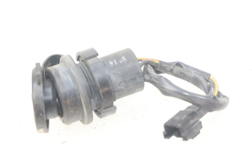 photo de SIGARETTENZIGARETTEN AANSTEKERDOOSJE YAMAHA FJR ABS 1300 (2006 - 2012) - Andere kijkhoek