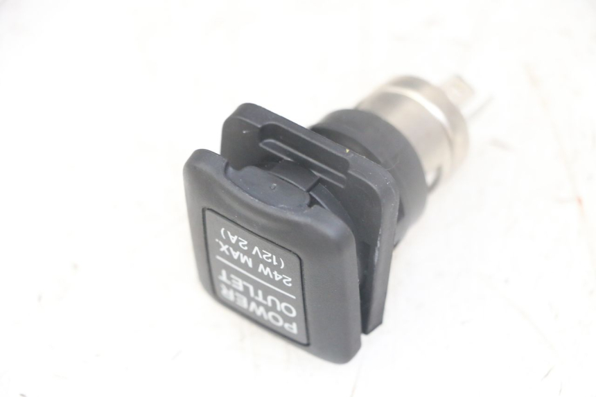 photo de AANSTEKERAANSLUITING HONDA FORZA ABS 300 (2013 - 2017) - Detail van het onderdeel