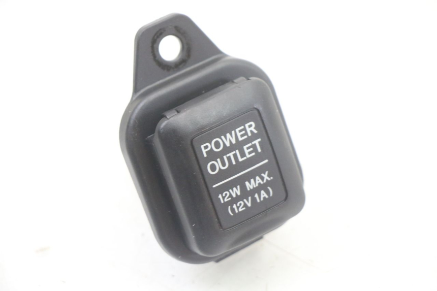 photo de SIGARETTENZIGARETTEN AANSTEKERDOOSJE HONDA SH i 300 (2015 - 2020) - Detail van het onderdeel