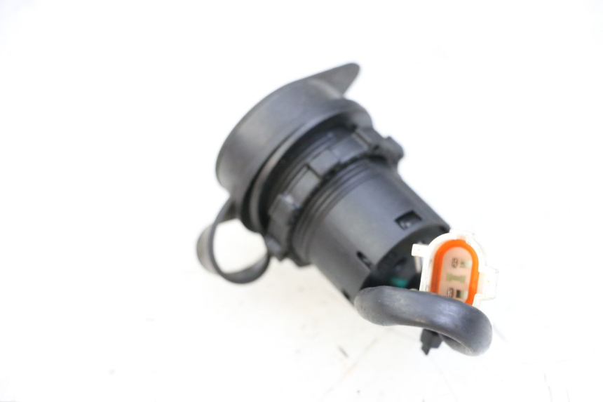 photo de SIGARETTENZIGARETTEN AANSTEKER STOPCONTACT SYM JET 14 4T 50 (2018 - 2022) - Detail van het onderdeel