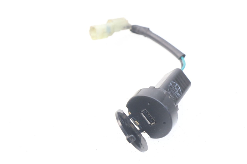 photo de AANSTEKERAANSLUITING SYM JOYMAX 250 (2013 - 2017) - Andere kijkhoek