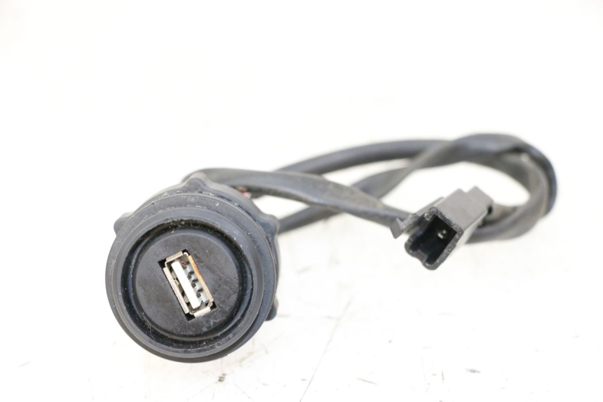 photo de SIGARETTENZIGARETTEN AANSTEKERDOOSJE LONGJIA SHARPY 125 (2020 - 2024) - Hoofdaanzicht