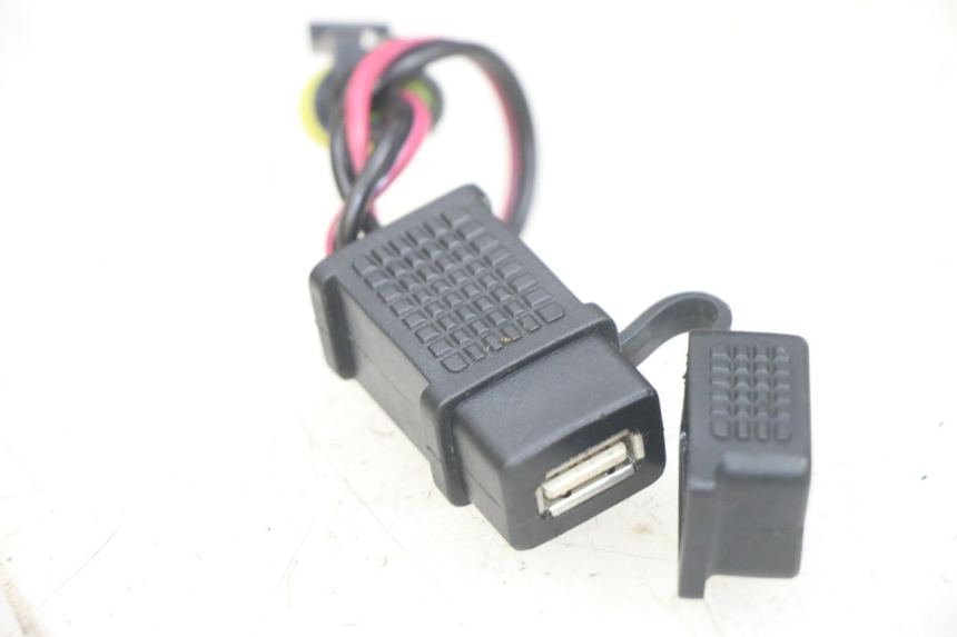 photo de AANSTEKERAANSLUITING PIAGGIO NEW TYPHOON 50 (2018 - 2021) - Detail van het onderdeel