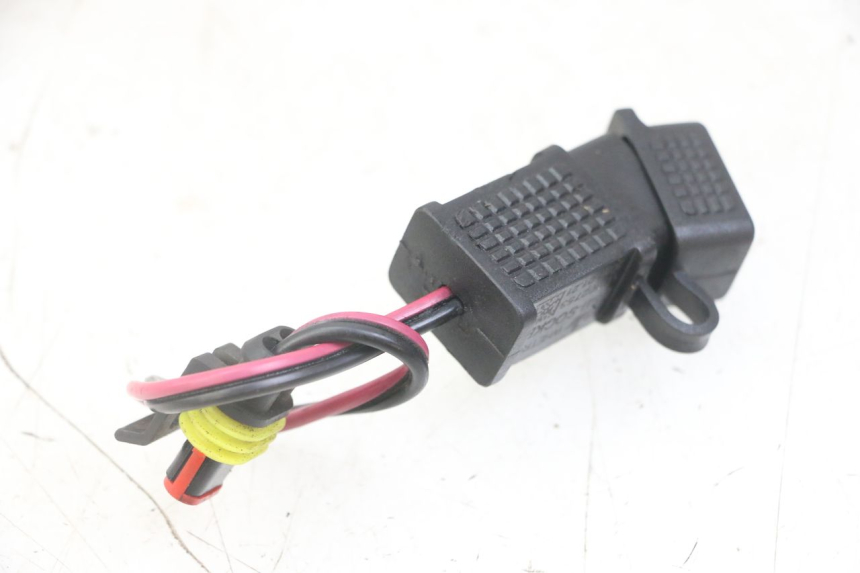 photo de AANSTEKERAANSLUITING PIAGGIO NEW TYPHOON 50 (2018 - 2021) - Zoom op gebruiksstaat