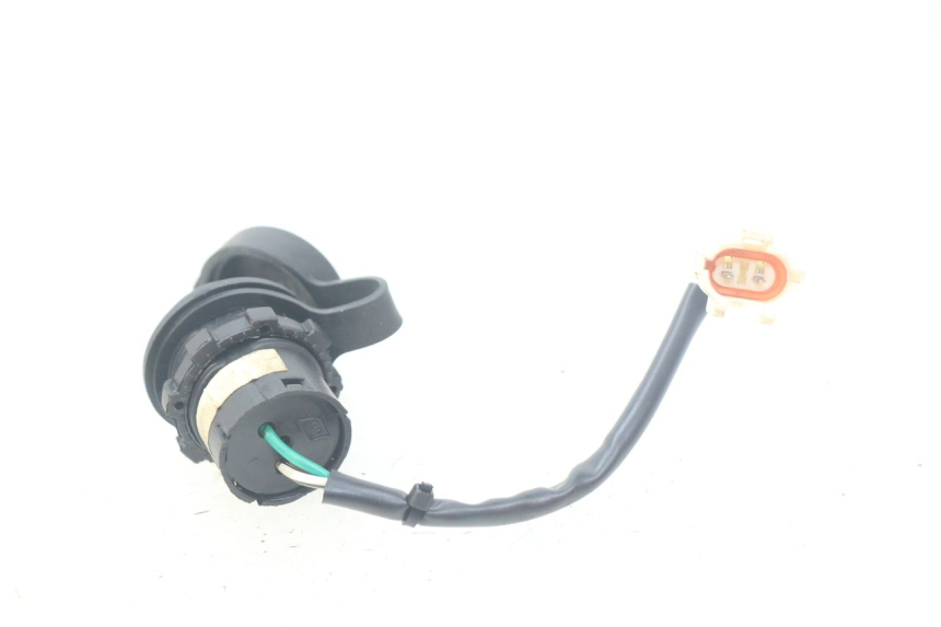 photo de AANSTEKERAANSLUITING SYM ORBIT III 3 4T 50 (2018 - 2021) - Zoom op gebruiksstaat