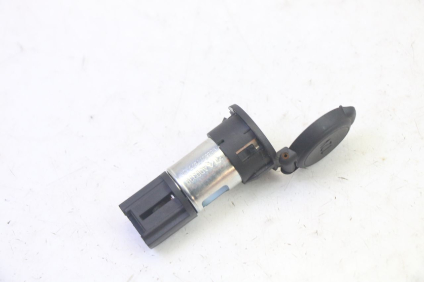 photo de AANSTEKERAANSLUITING LIGIER PULSE 3 1 (2014 - 2020) - Zoom op gebruiksstaat