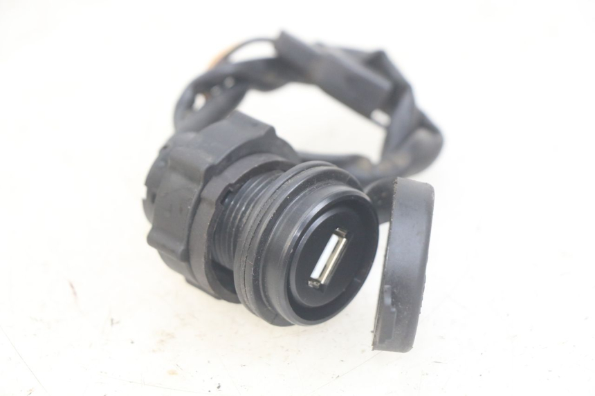 photo de AANSTEKERAANSLUITING RIDE RACE 2T 50 (2012 - 2017) - Hoofdaanzicht