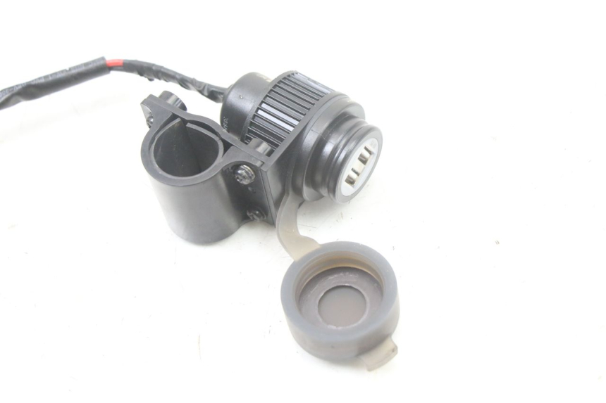 photo de SIGARETTENZIGARETTEN AANSTEKERDOOSJE ROYAL ENFIELD HYMALAYAN 410 (2016 - 2023) - Zoom op gebruiksstaat