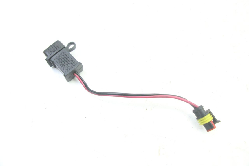 photo de SIGARETTENZIGARETTEN AANSTEKERDOOSJE APRILIA SR 2T 50 (2018 - 2022) - Andere kijkhoek