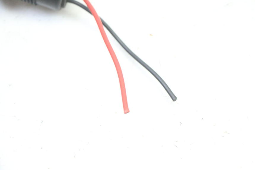 photo de SIGARETTENZIGARETTEN AANSTEKERDOOSJE HONDA ST PAN EUROPEAN 1300 (2002 - 2013) - Technische close-up