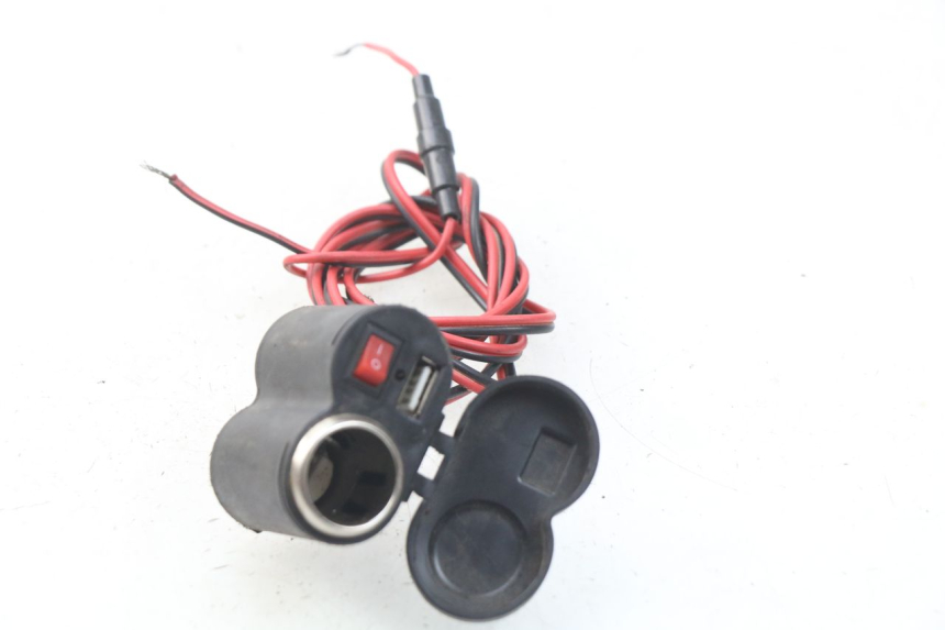 photo de SIGARETTENZIGARETTEN AANSTEKERDOOSJE GILERA STALKER 50 (2004 - 2014) - Hoofdaanzicht