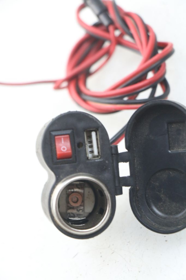 photo de SIGARETTENZIGARETTEN AANSTEKERDOOSJE GILERA STALKER 50 (2004 - 2014) - Technische close-up