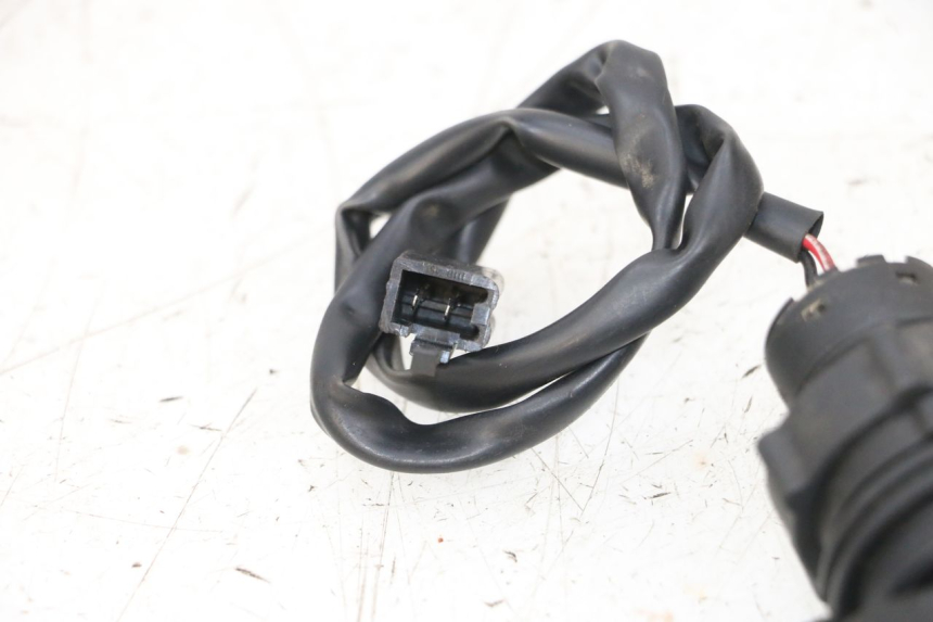 photo de AANSTEKERAANSLUITING NECO TEMPO 4T 50 (2022 - 2026) - Bevestigingspunten