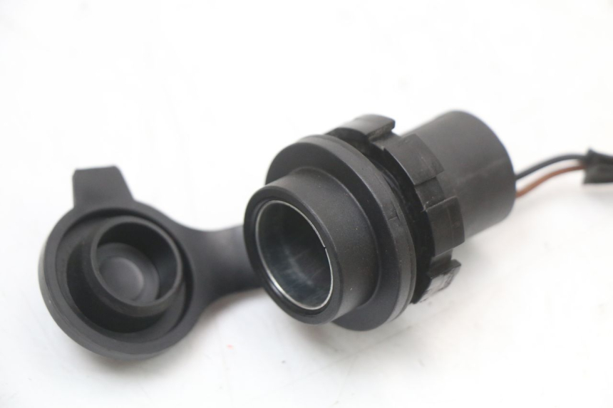 photo de AANSTEKERAANSLUITING YAMAHA XMAX X-MAX ABS 125 (2017 - 2020) - Detail van het onderdeel