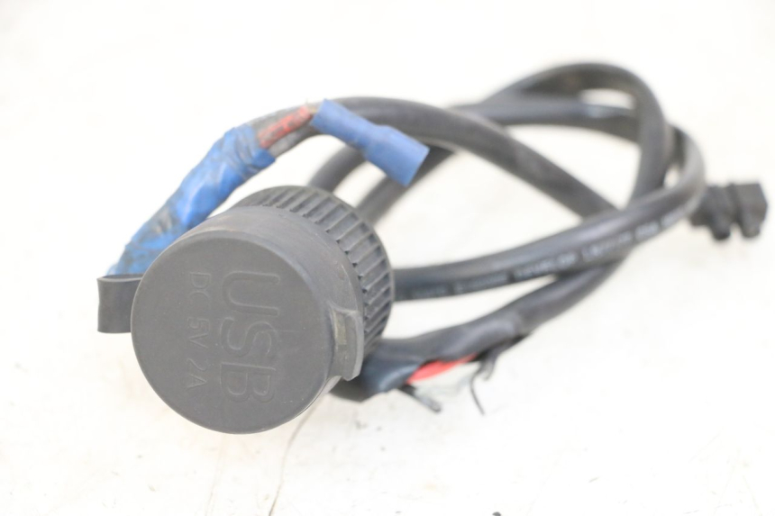 photo de AANSTEKERAANSLUITING PIAGGIO XEVO - X EVO 125 (2007 - 2017) - Detail van het onderdeel